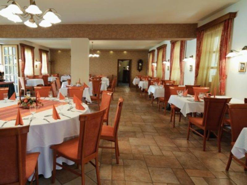 Gastland M0 Hotel & Conference Center 시게첸트미클로스 외부 사진